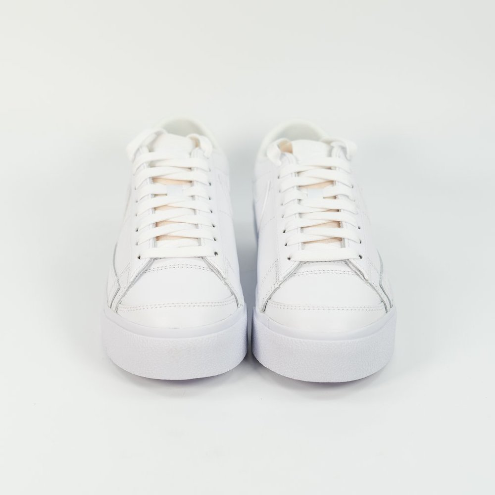 Nike Women's Blazer Low Platform 'Triple White' DJ0292-100 Leather 2021 6 - 12 - Picture 7 of 10